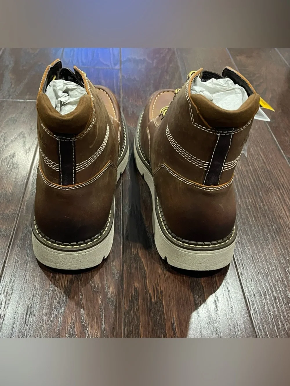 CAT Men Covert Boots Leather Brown Size 10.5  NEW $140